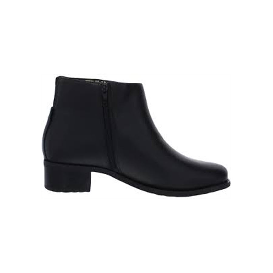 The DAVID TATE VOYAGE BLACK - WOMENS ankle bootie by David Tate features a side zipper and a low block heel for an added boost.