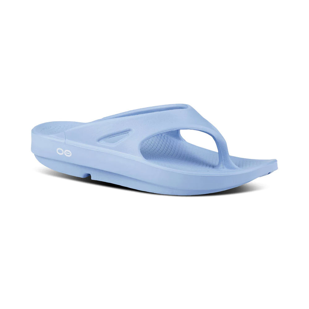 A light blue OOFOS OORIGINAL THONG NEPTUNE BLUE - WOMENS with a thick sole and open toe design, featuring OOfoam technology for ultimate comfort.