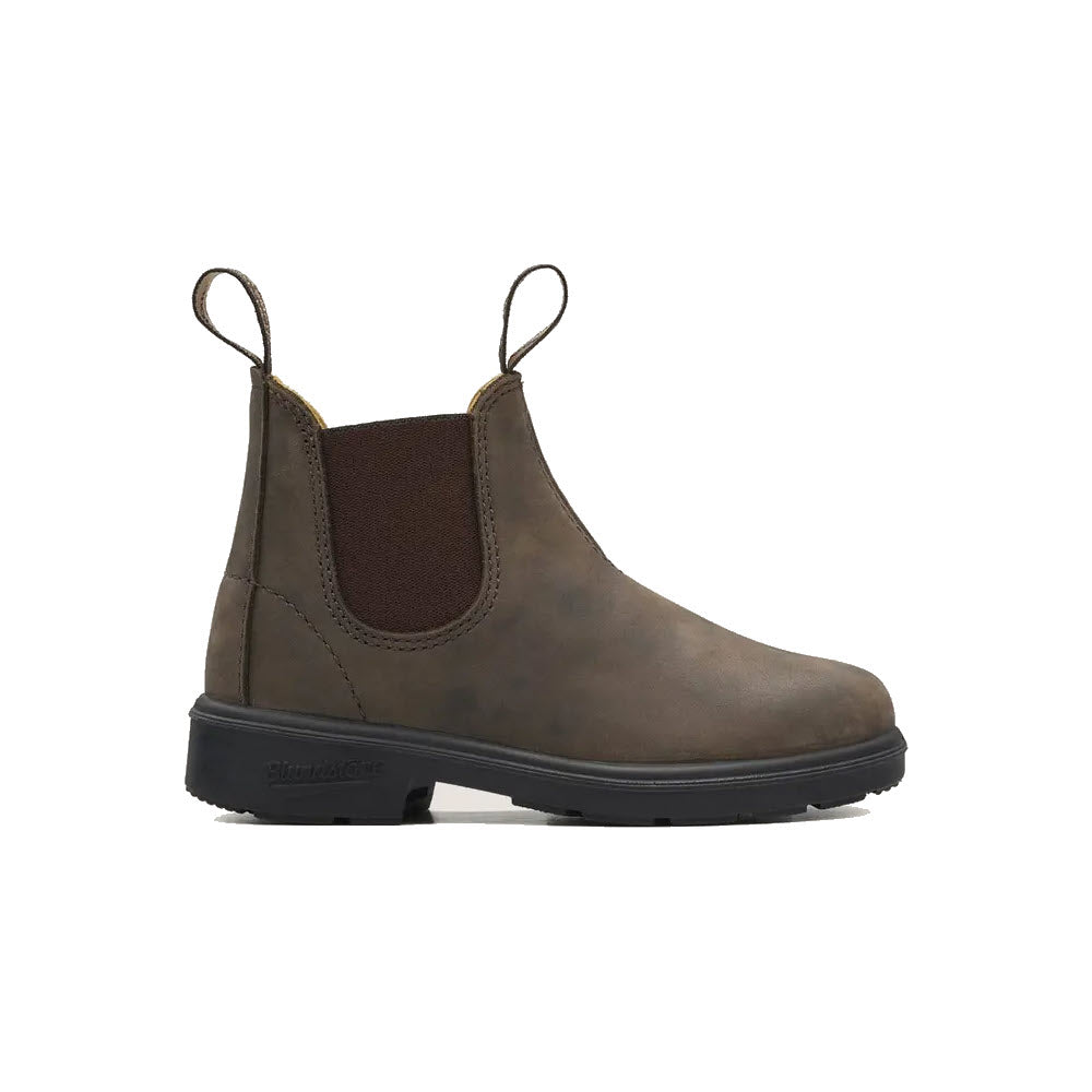 A single Blundstone 565 Chelsea Boot in rustic brown leather, designed for kids, with black elastic side panels and pull tabs at both the front and back, viewed from the side to highlight its durability and shock absorption.