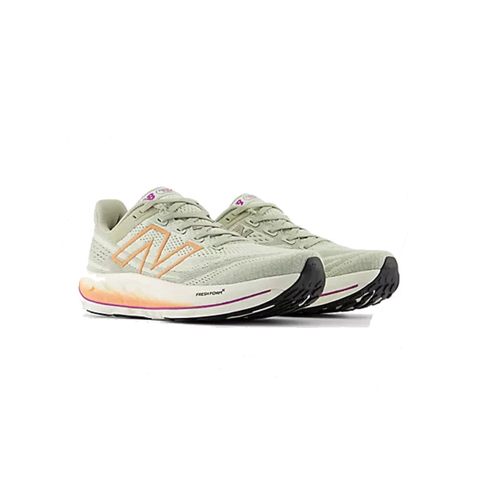 NEW BALANCE VONGO V6 NATURAL MINT/LIGHT GOLD METALLIC/COPPER - WOMENS