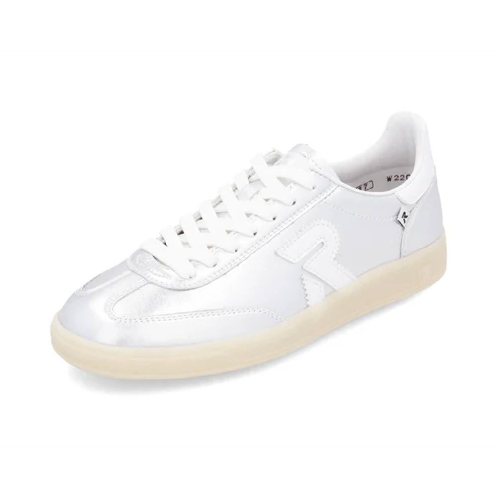 REVOLUTION COURT STREET SNEAKER SILVER - WOMENS