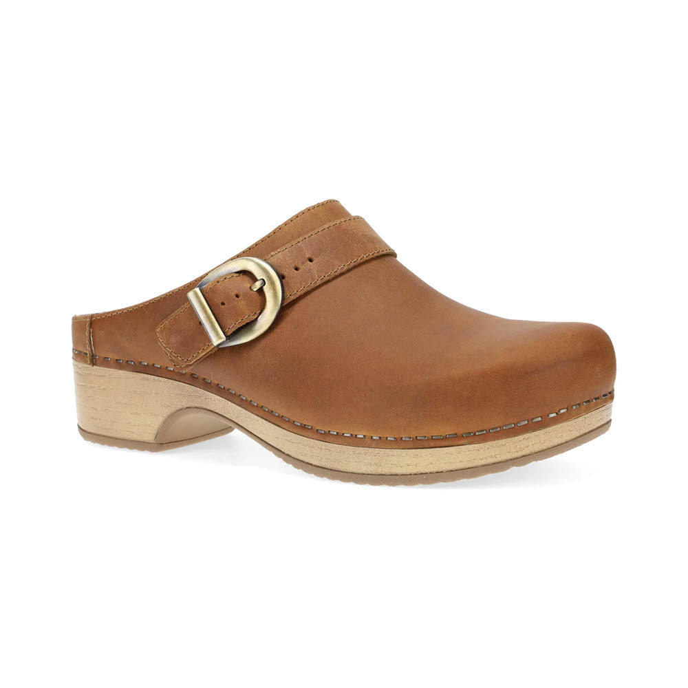 Dansko clogs tan online